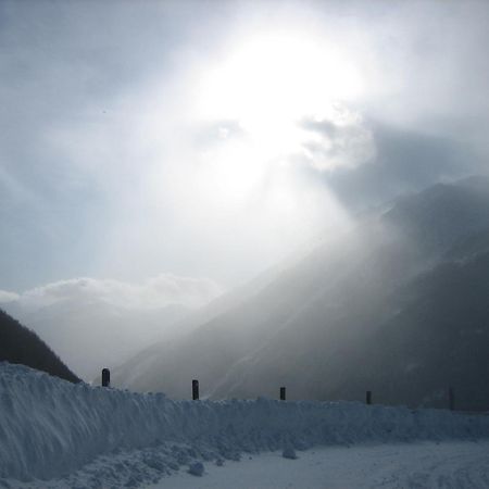 Haus Ursula Apartamento Kals-am Großglockner Exterior foto