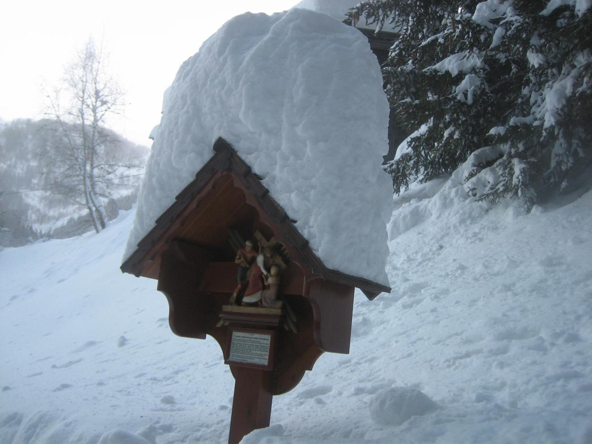 Haus Ursula Apartamento Kals-am Großglockner Exterior foto