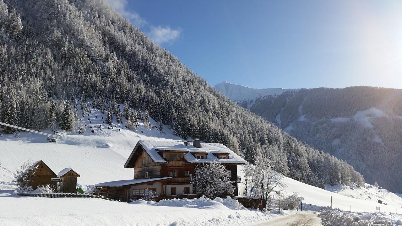 Haus Ursula Apartamento Kals-am Großglockner Exterior foto