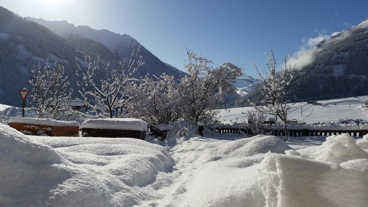 Haus Ursula Apartamento Kals-am Großglockner Exterior foto